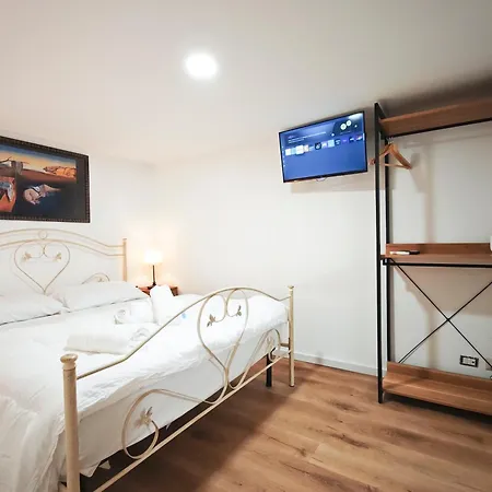 Manzaus Apartment Bari